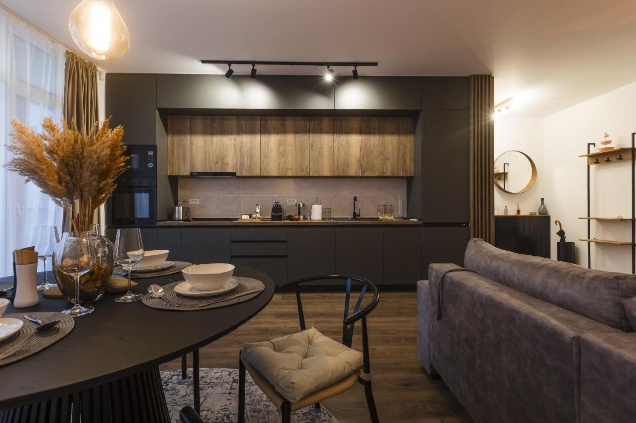 Apartment Near Iulius Mall With Balcony & Private Parking ティミショアラ エクステリア 写真