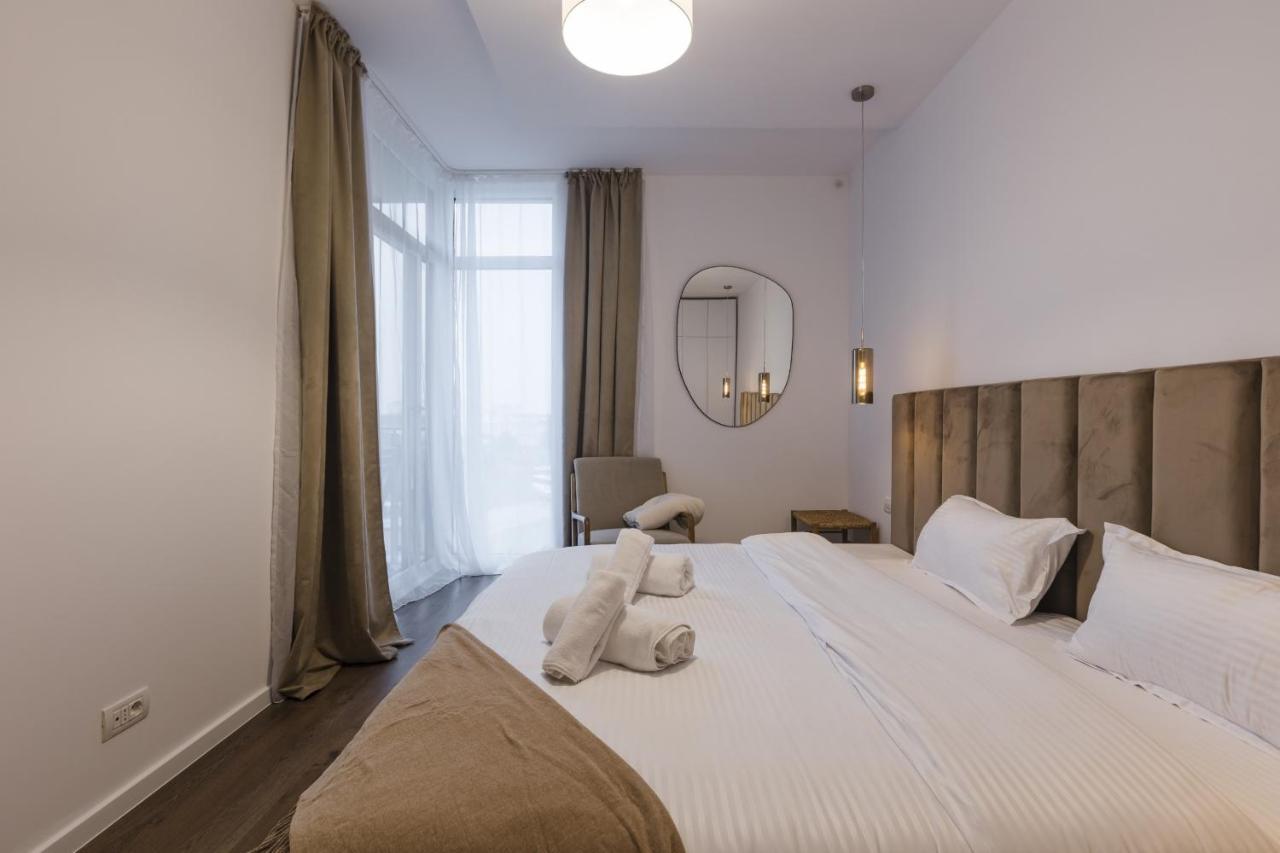 Apartment Near Iulius Mall With Balcony & Private Parking ティミショアラ エクステリア 写真